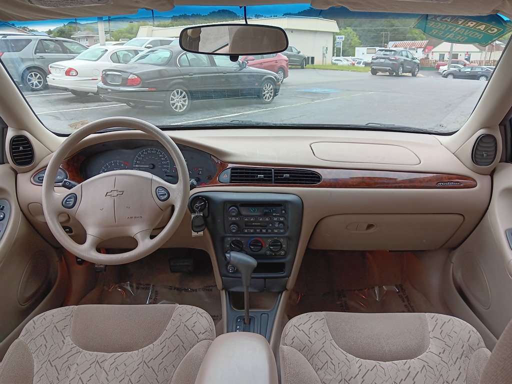 2001 Chevrolet Malibu LS photo